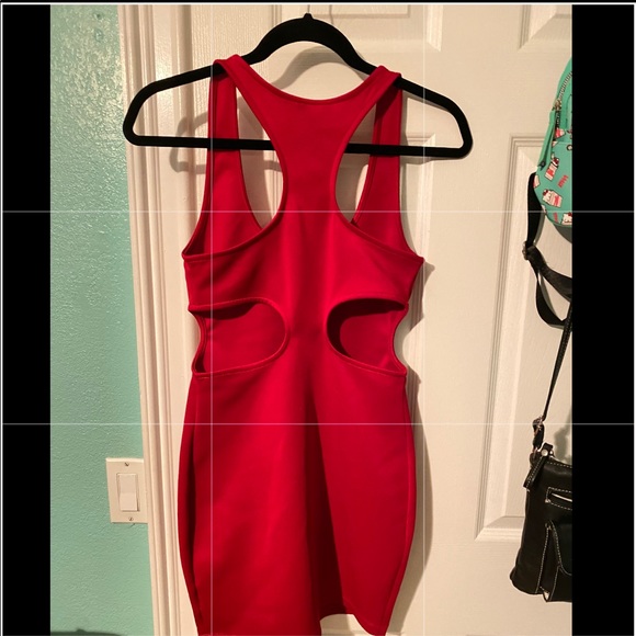 Guess Red Clubbing Dress - Picture 2 of 2